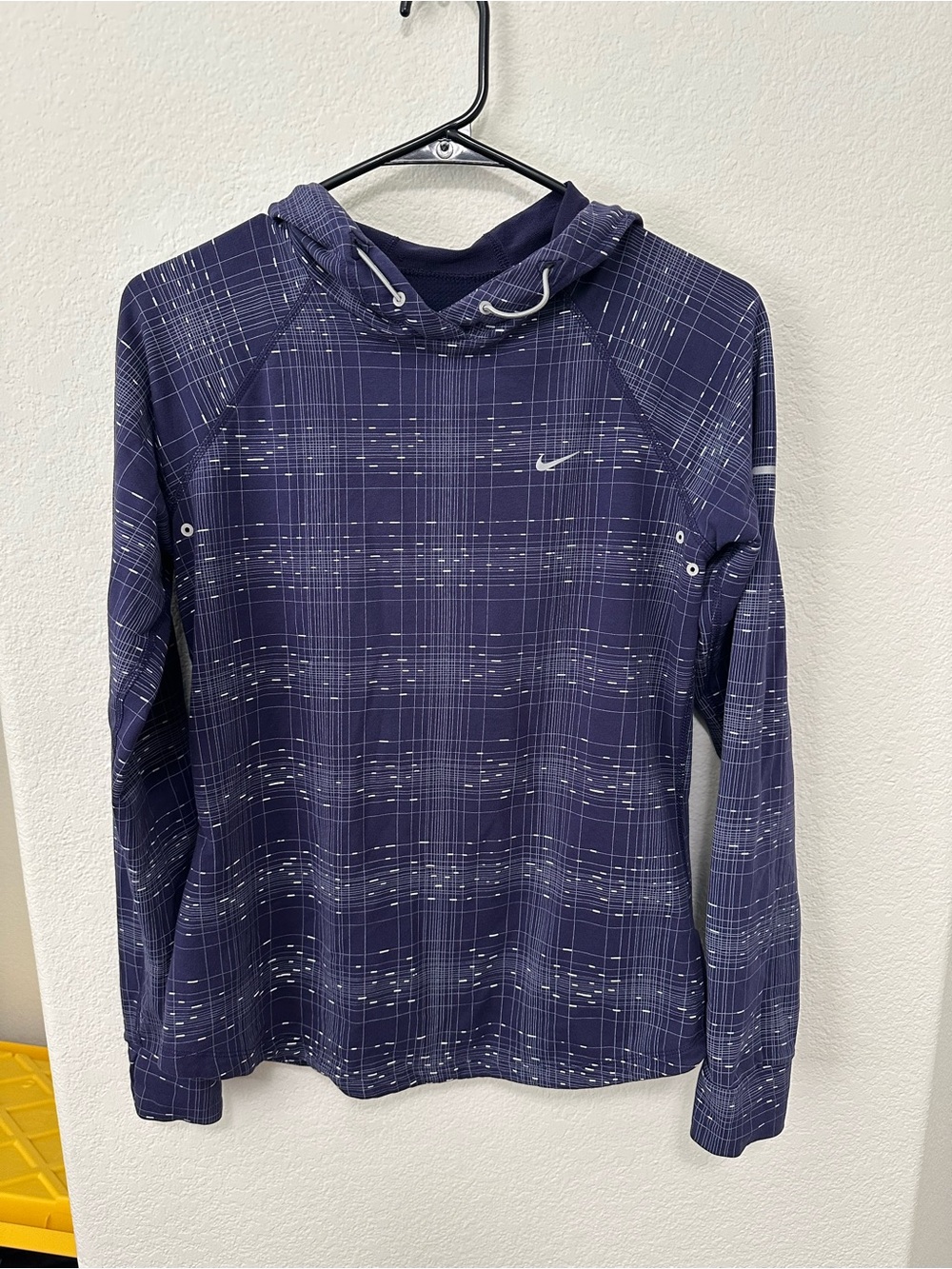 Nike pullover hoodie
